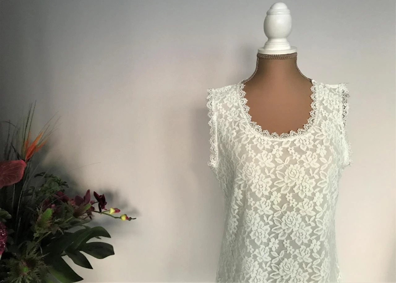 Bel & Bo Large blusa creme sem mangas. – photo 10